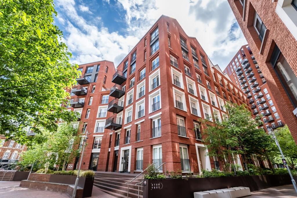 6 Exchange Gardens, London, SW8