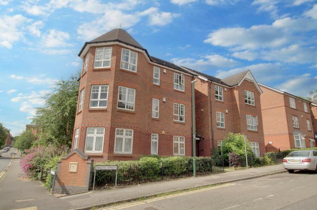 Apartment in Nottingham, Forest Fields - View 2
