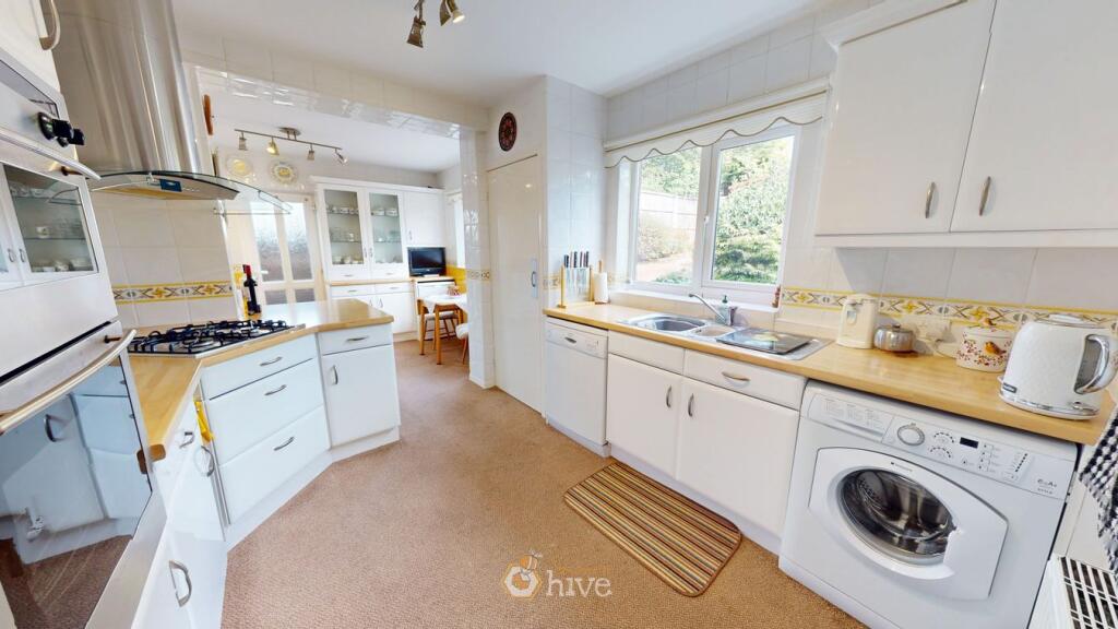 Dunniwood Avenue, Bessacarr, Doncaster, DN4 photo 2
