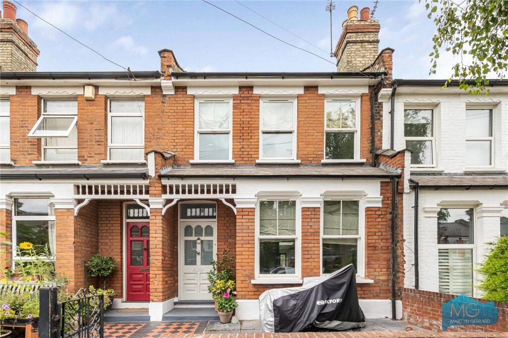 Main image of property: South View Road, London, N8