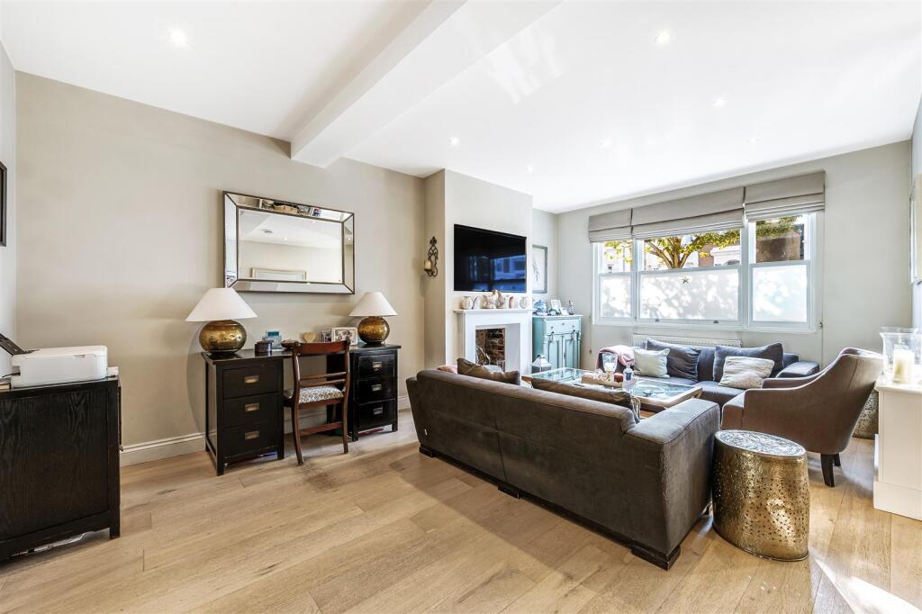 House in London, Park Royal - View 5
