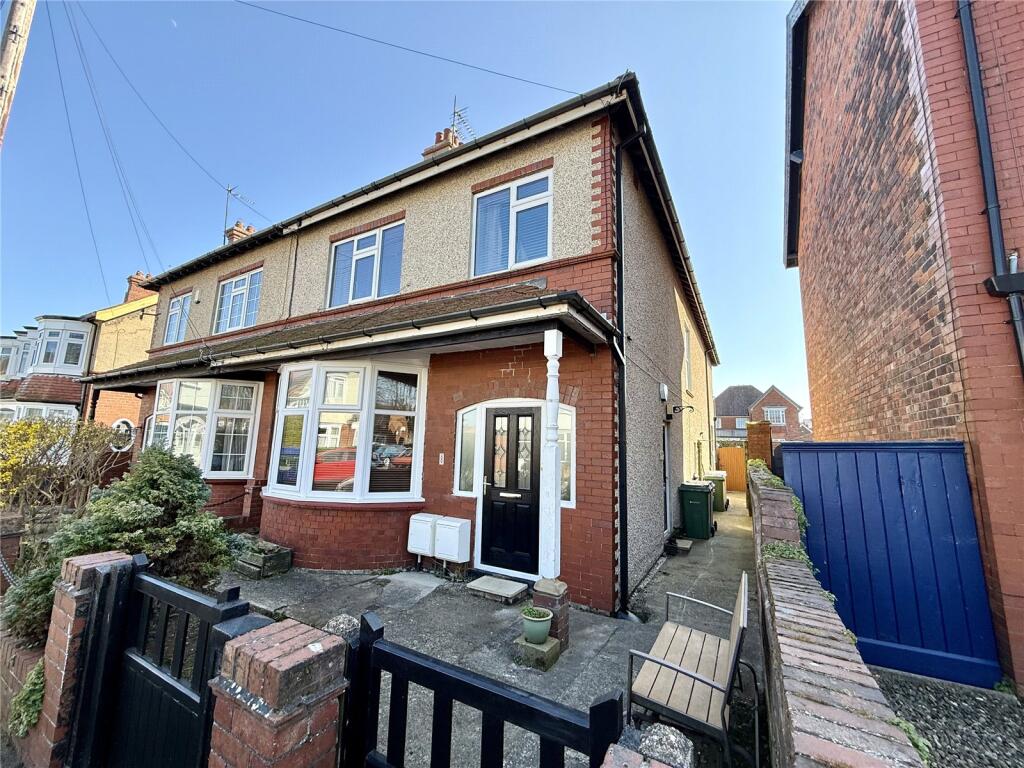 4-bed maisonette on Lamplugh Road, Bridlington, East Yorkshire, YO15, £179,995