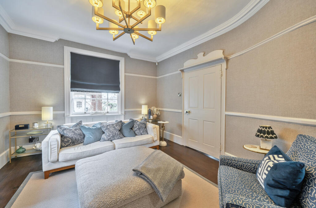House in Wokingham, Emmbrook - View 5