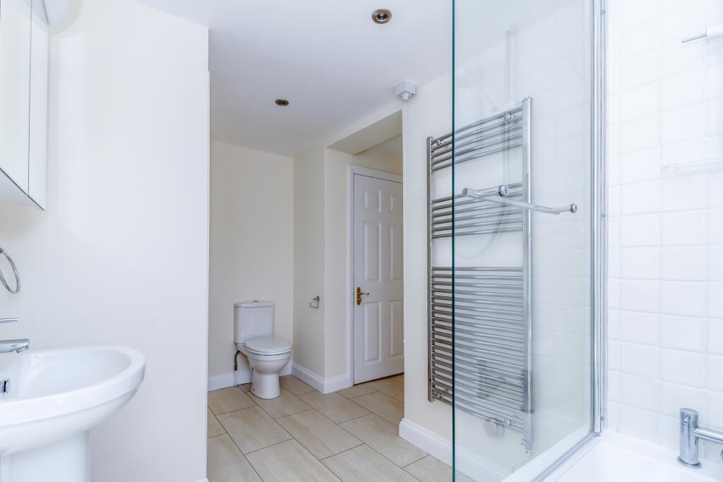 Apartment in Oxford - View 5