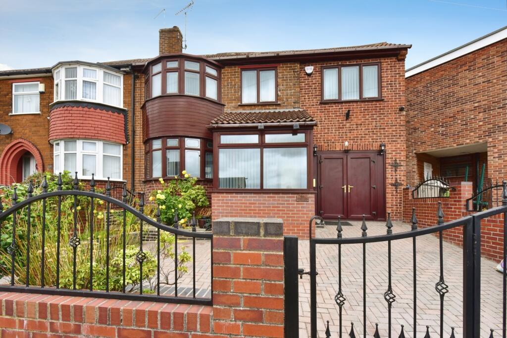 Main image of property: Rosegarth Avenue, Aston, Sheffield, South Yorkshire, S26