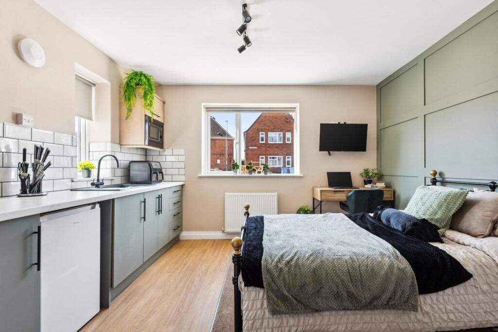 Main image of property: Sycamore Avenue S40