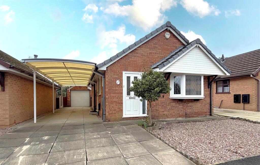 Main image of property: The Hoskers, Westhoughton, Bolton