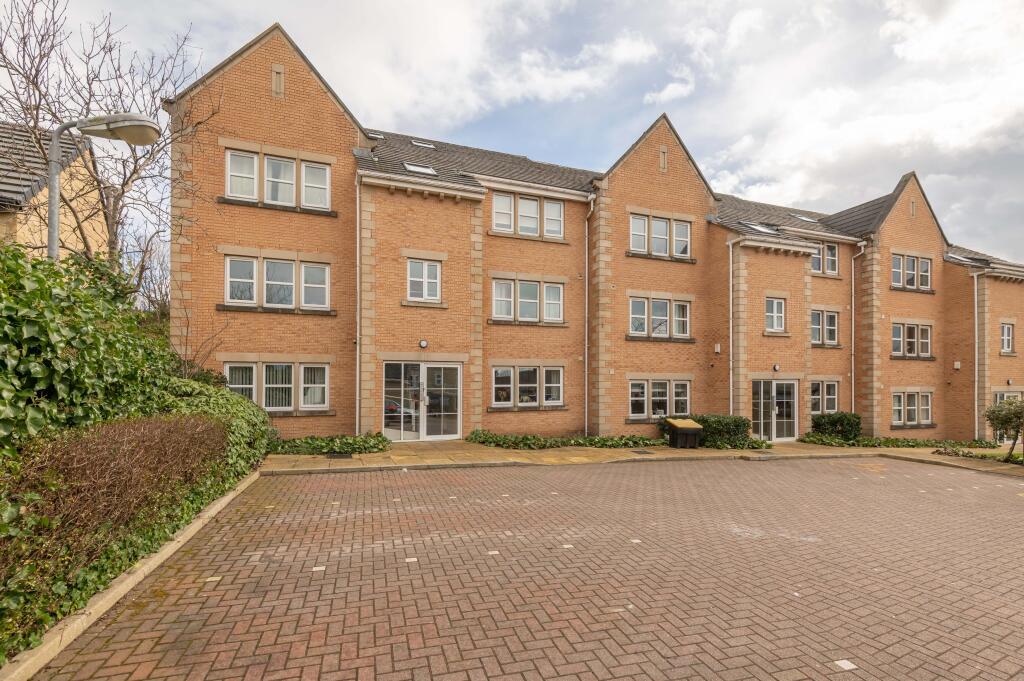 Main image of property: Henshaw Mews, Yeadon, Leeds, LS19