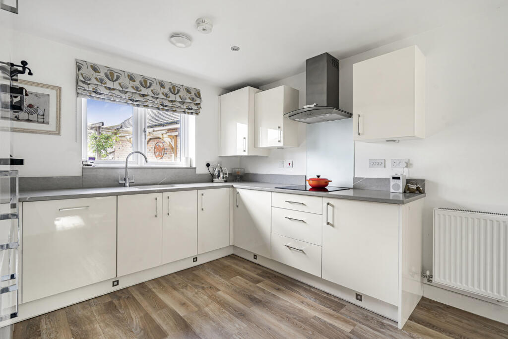 House in Farnham, Mount Pleasant - View 3