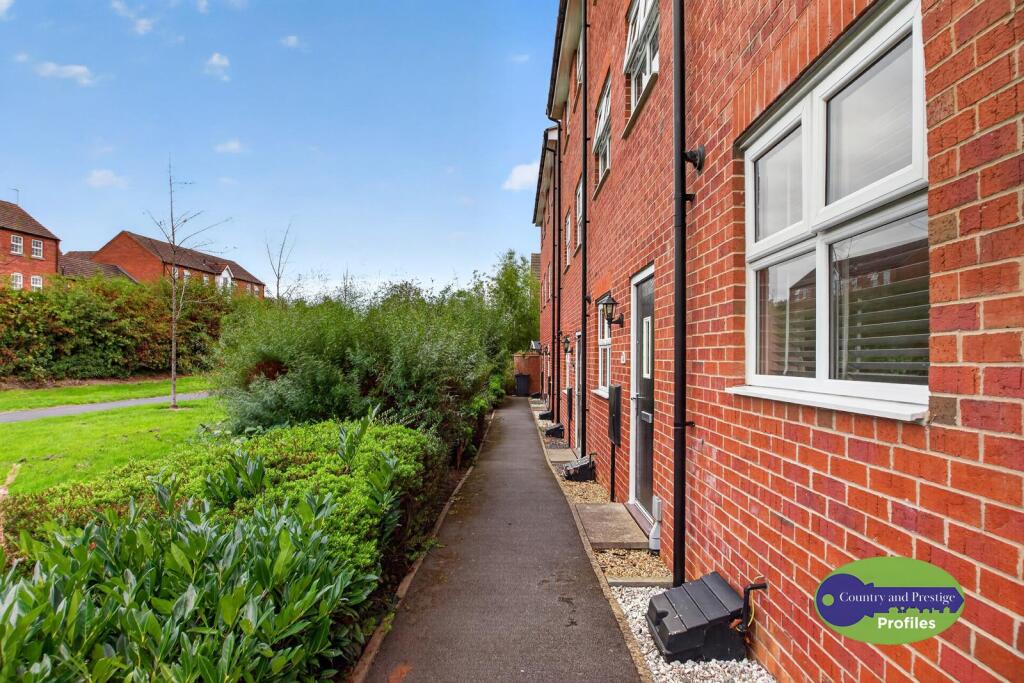 House in Leicester - View 5