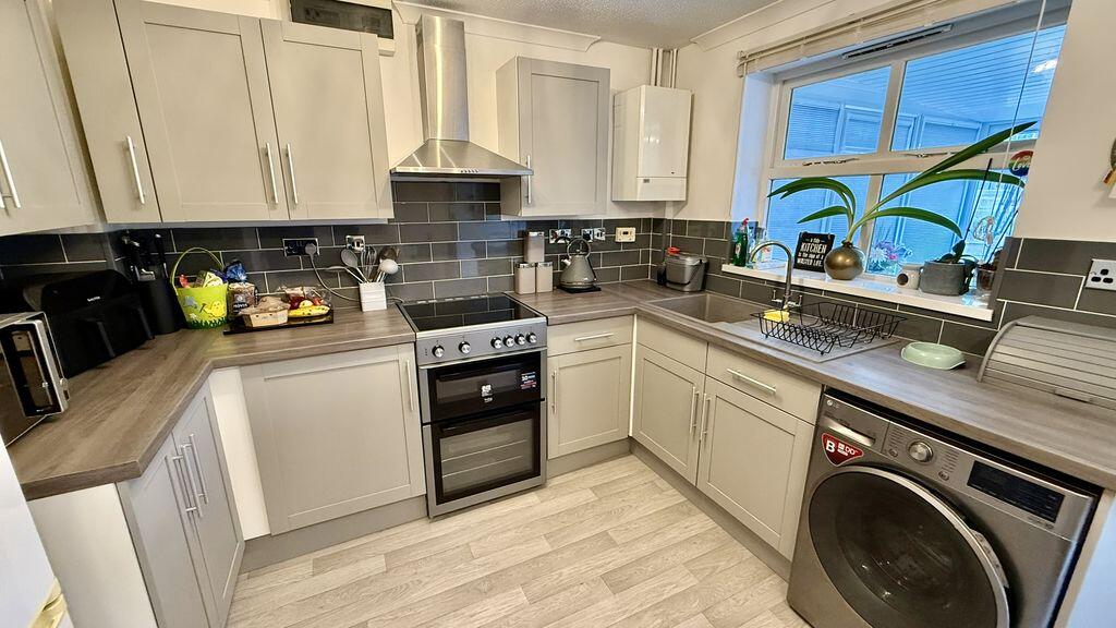 House in North Kesteven, Heighington - View 4