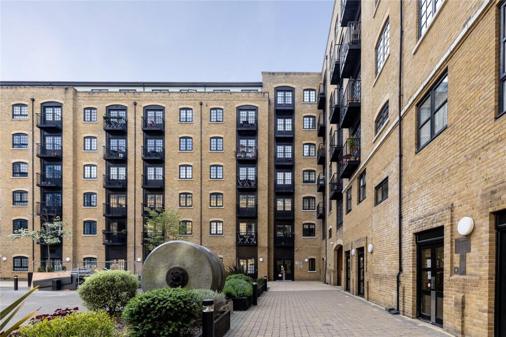 Main image of property: Caraway Apartments, 2 Cayenne Court, London, SE1
