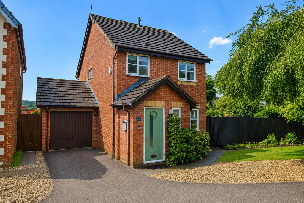 Main image of property: Dol-Y-Pandy, Bedwas, Caerphilly