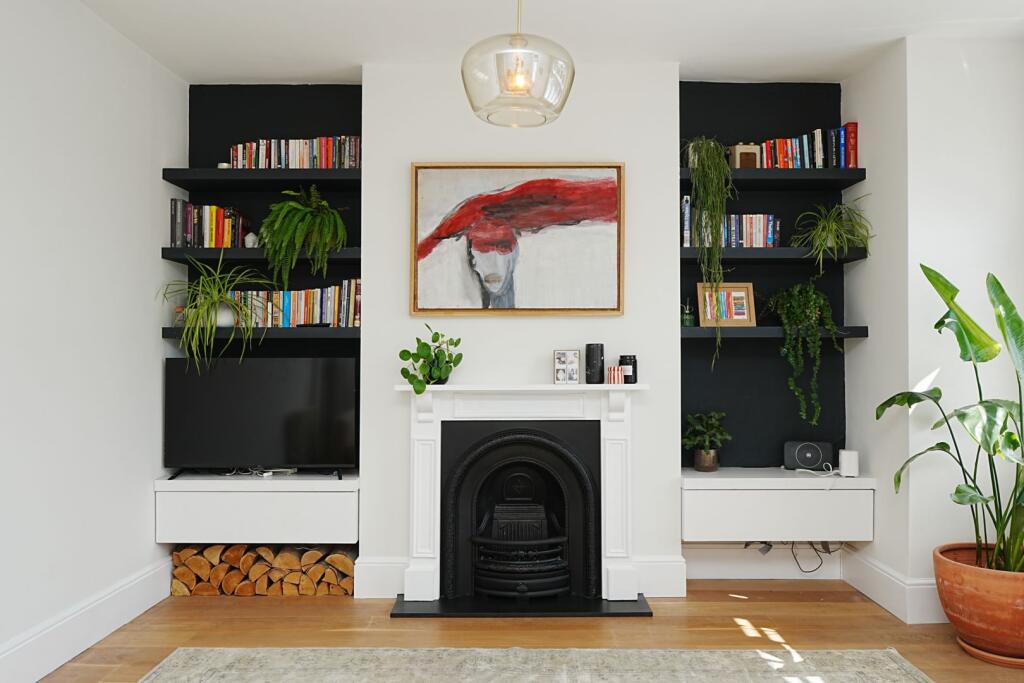 Apartment in London - View 2