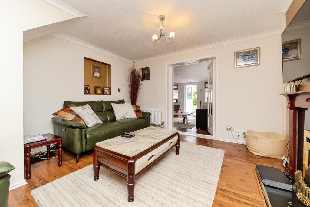 Additional image 2 of Walnut Grove, Welwyn Garden City