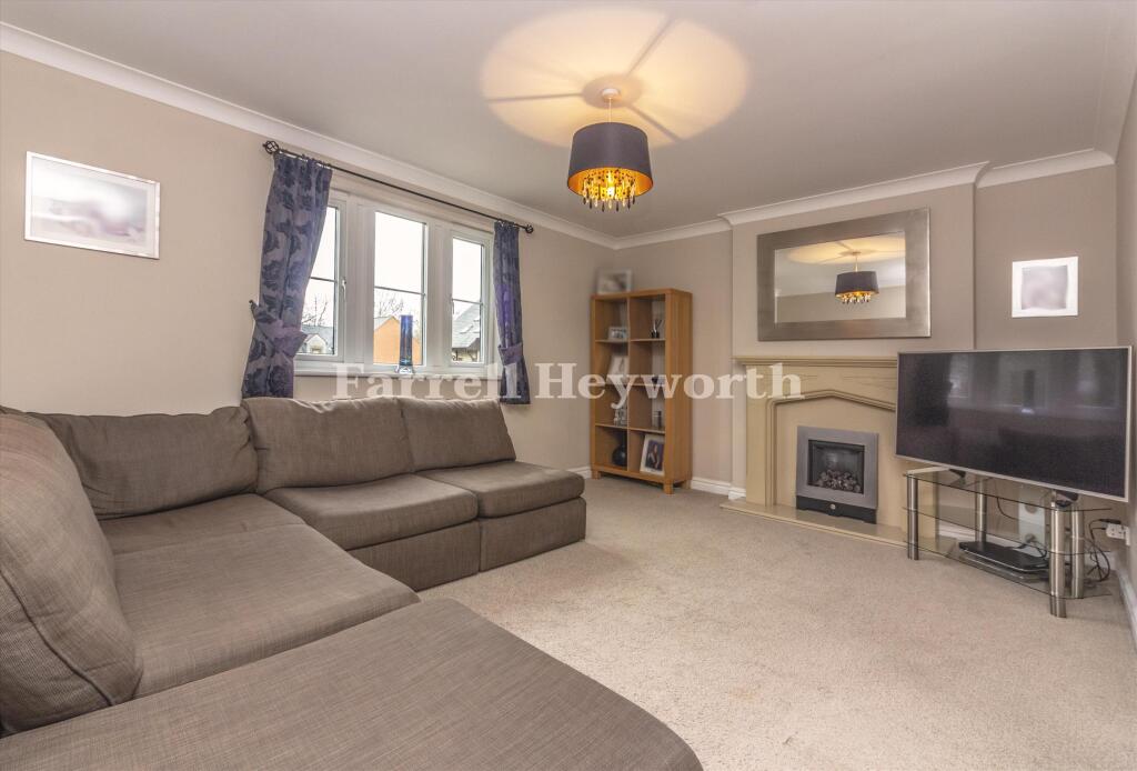 Dunham Drive, Whittle Le Woods, Chorley photo 3