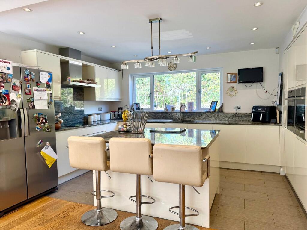 House in Southampton - View 4