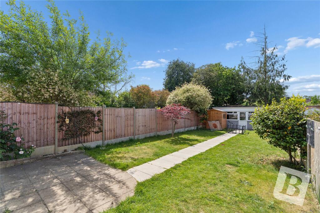 Glebe Way, Hornchurch, RM11 photo 4