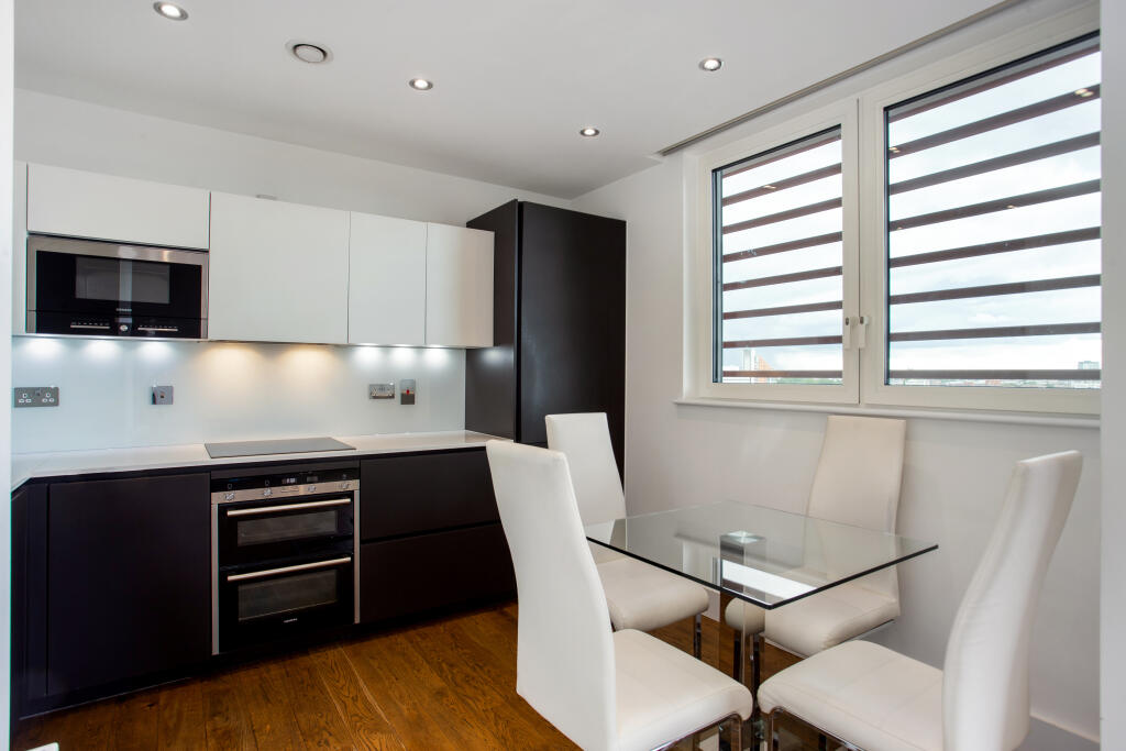 Apartment in London - More