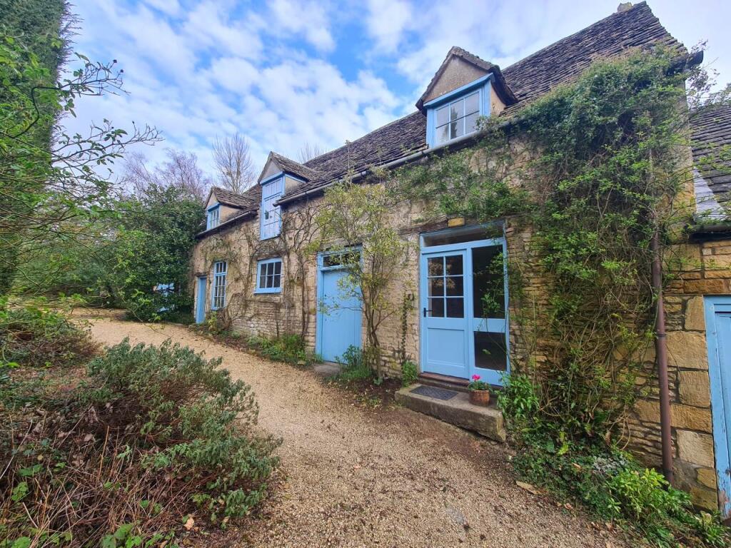Main image of property: The Stable Flat, The Mount House, Alderley, Wotton-Under-Edge