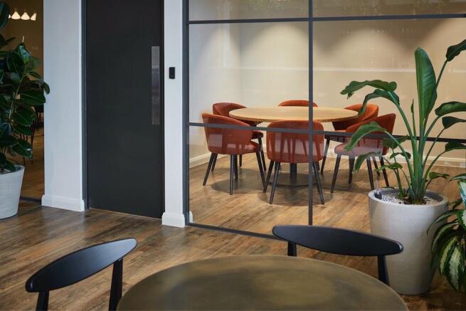 6P Meeting Room 1