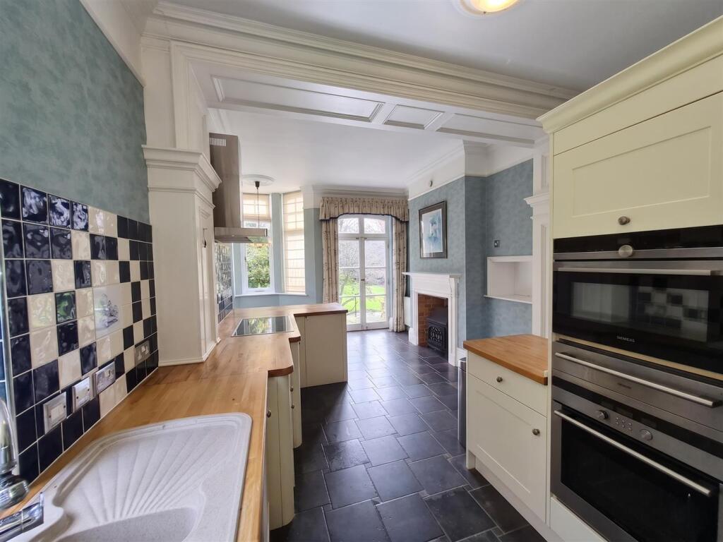 Apartment in Chelmsford, East Hanningfield - More