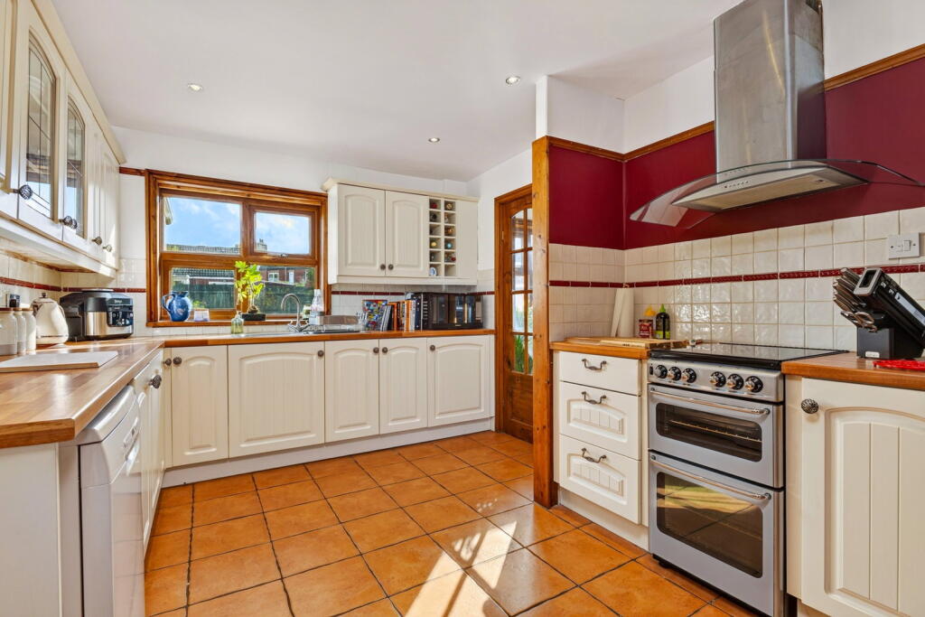 House in Finedon, North Northamptonshire - View 5