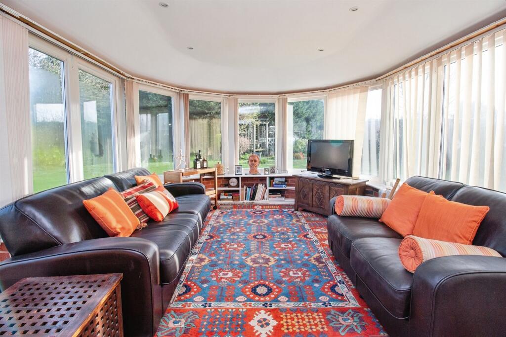 Creswell Farm Drive, Stafford photo 5