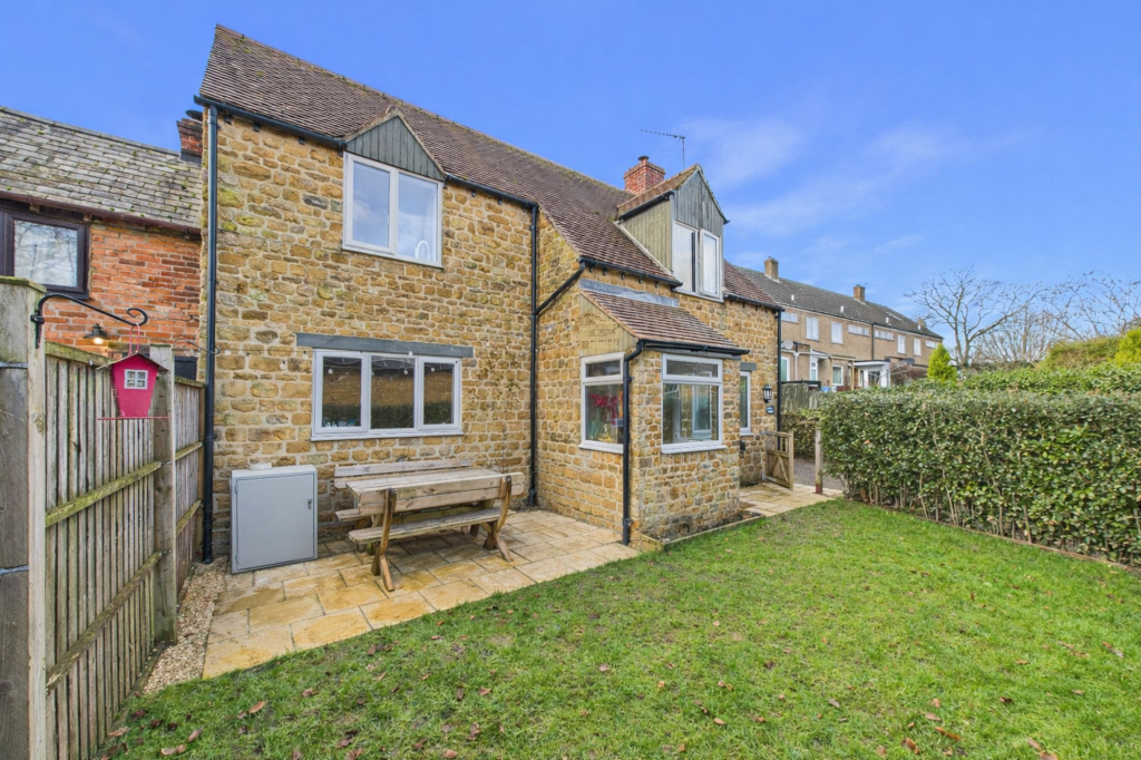 Main image of property: Manor Road, Great Bourton, OX17
