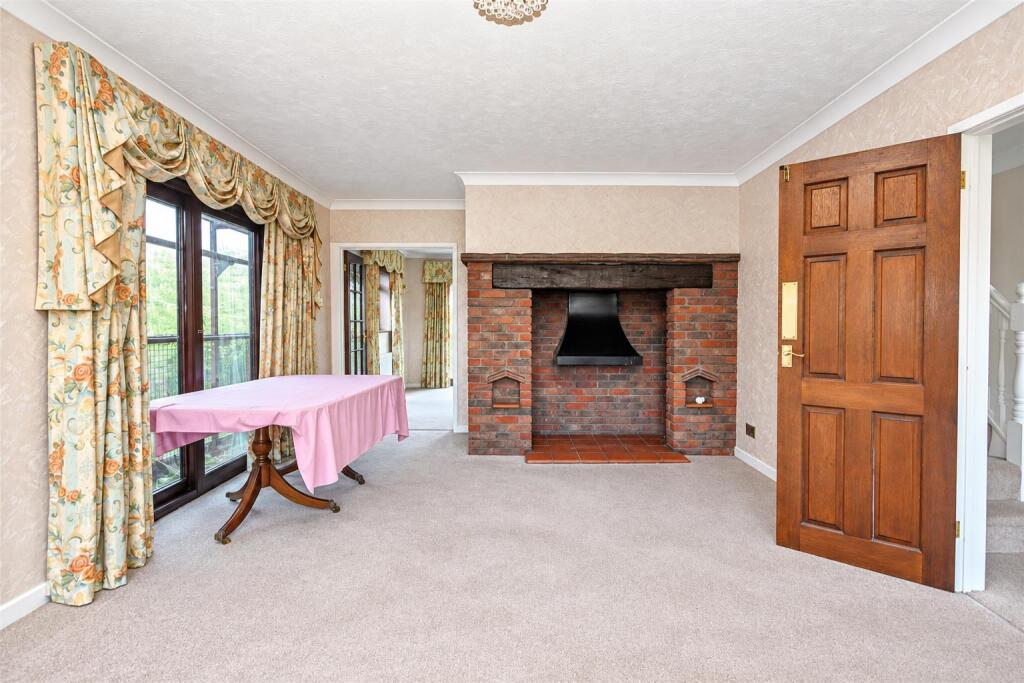 House in Brighton - View 5