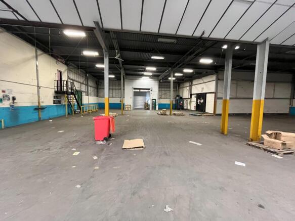 Warehouse photo 7