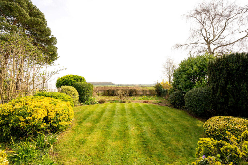 Additional image 3 of Godfries Close, Welwyn, AL6