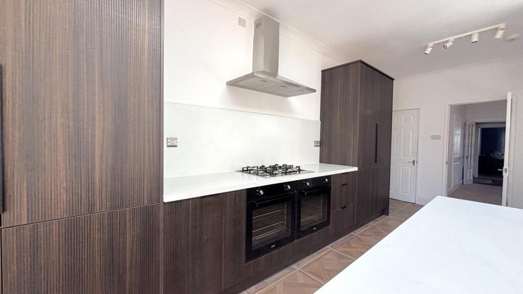 Additional image 6 of Joinings Bank, Oldbury, West Midlands, B68 8QJ