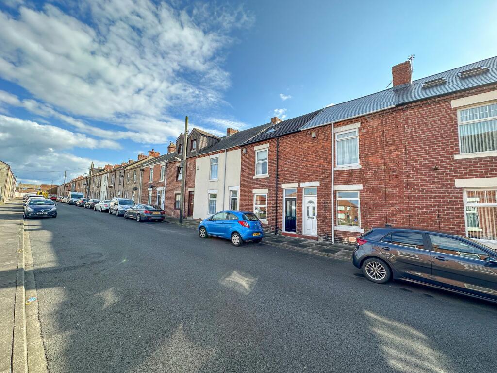 2-bed terraced on Clarence Street, Seaton Sluice, Whitley Bay, £135,000