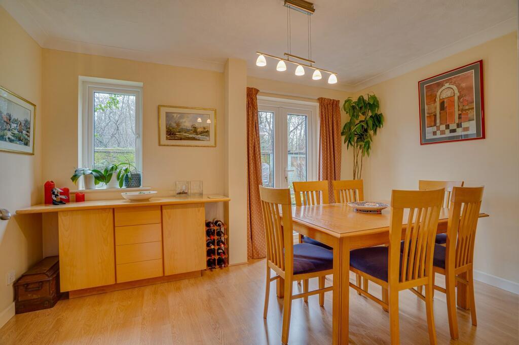 The Paddock, Allbrook, SO50 photo 5