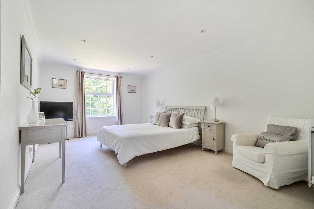 House in Southampton, Bevois Mount, Banister's Park - More