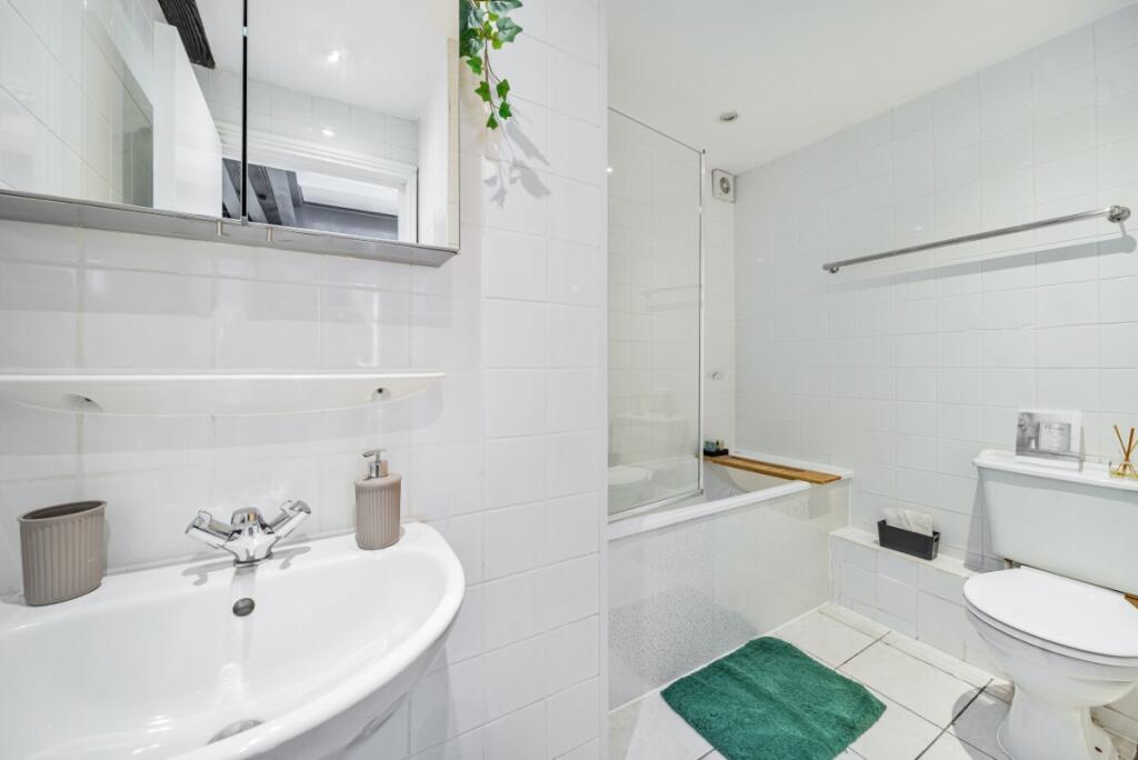 Apartment in London, Elmington Estate, Camberwell - View 5