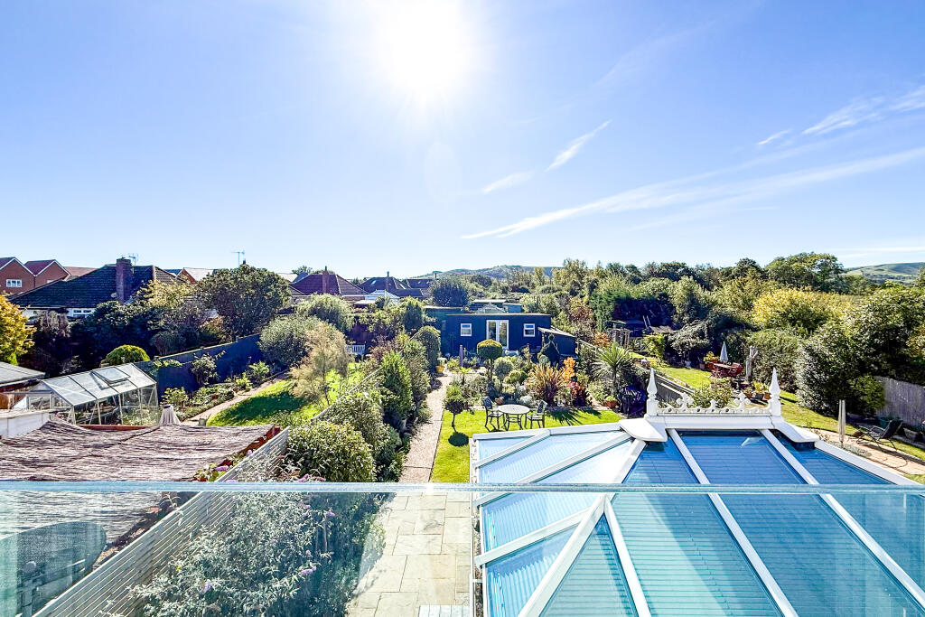 House in Wealden, Polegate - View 2