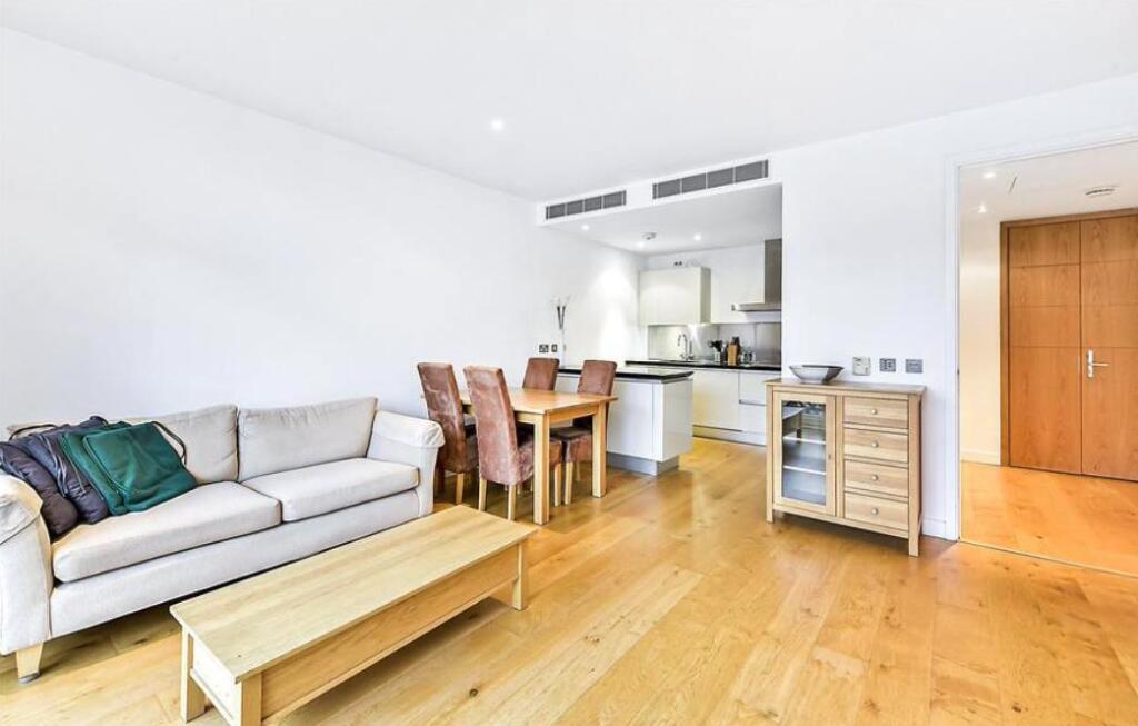 Main image of property: Hepworth Court, Grosvenor Waterside , Gatliff Road