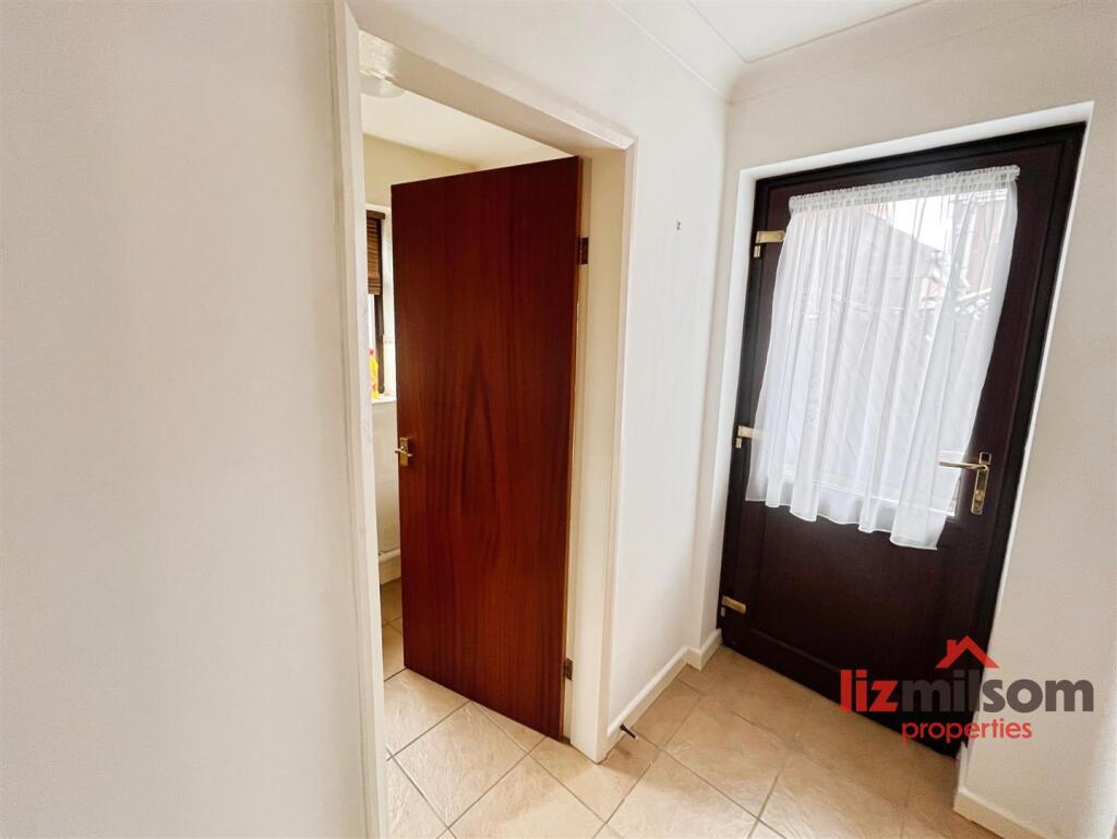 Hastings Road, Swadlincote - More