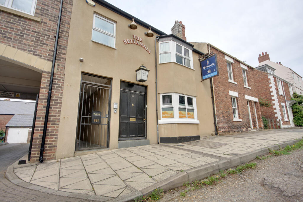 Main image of property: Gilesgate, Durham