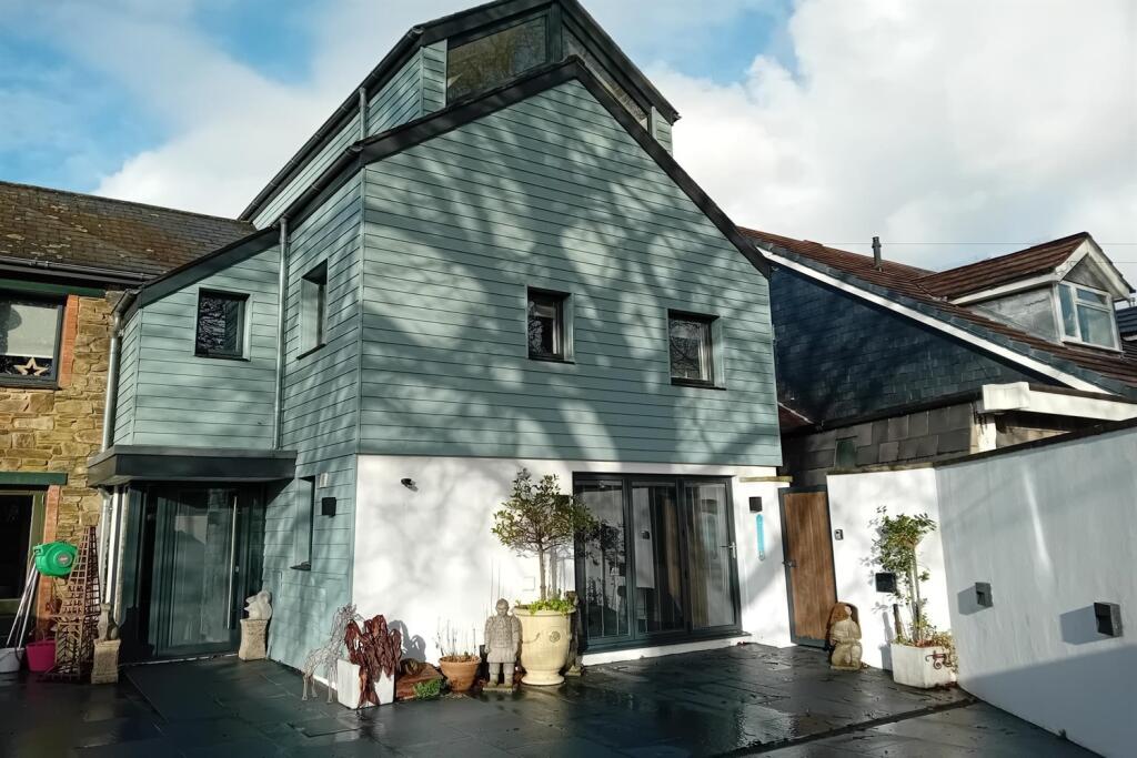 Main image of property: Steamer Quay Road, Totnes