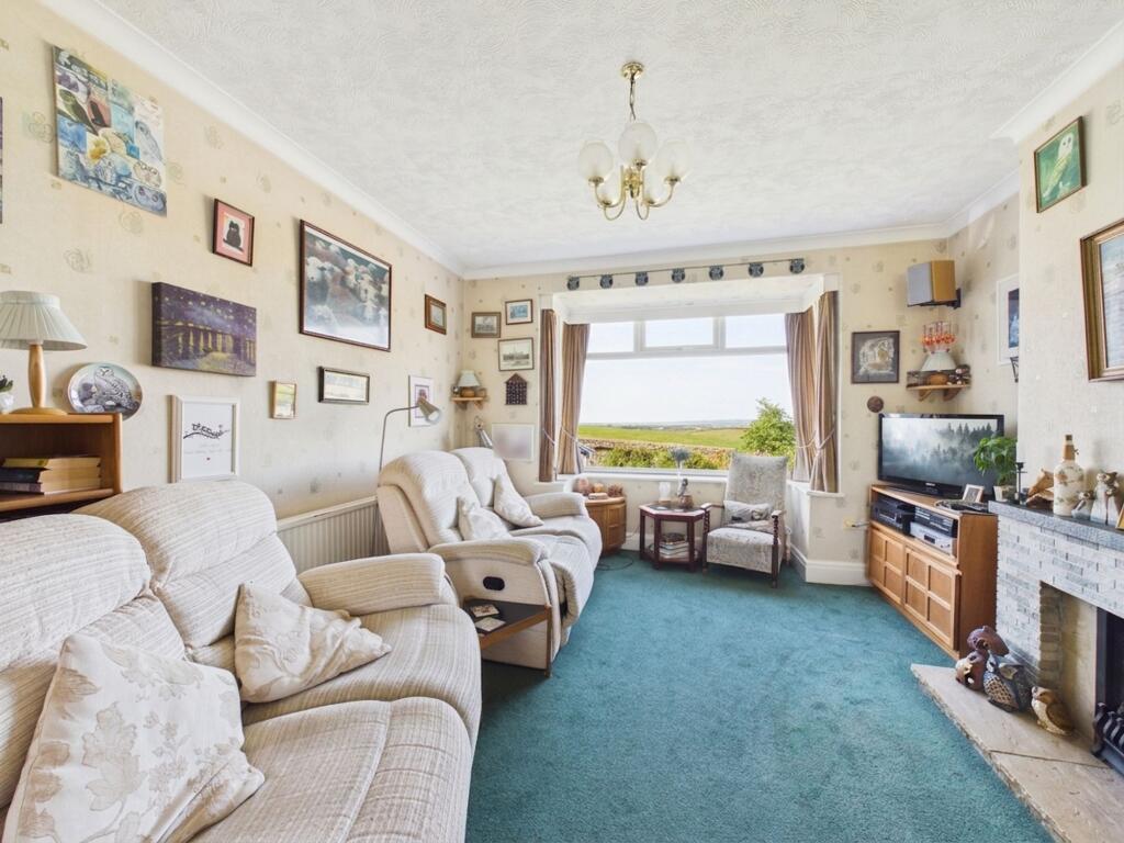 House in Lancaster - View 4