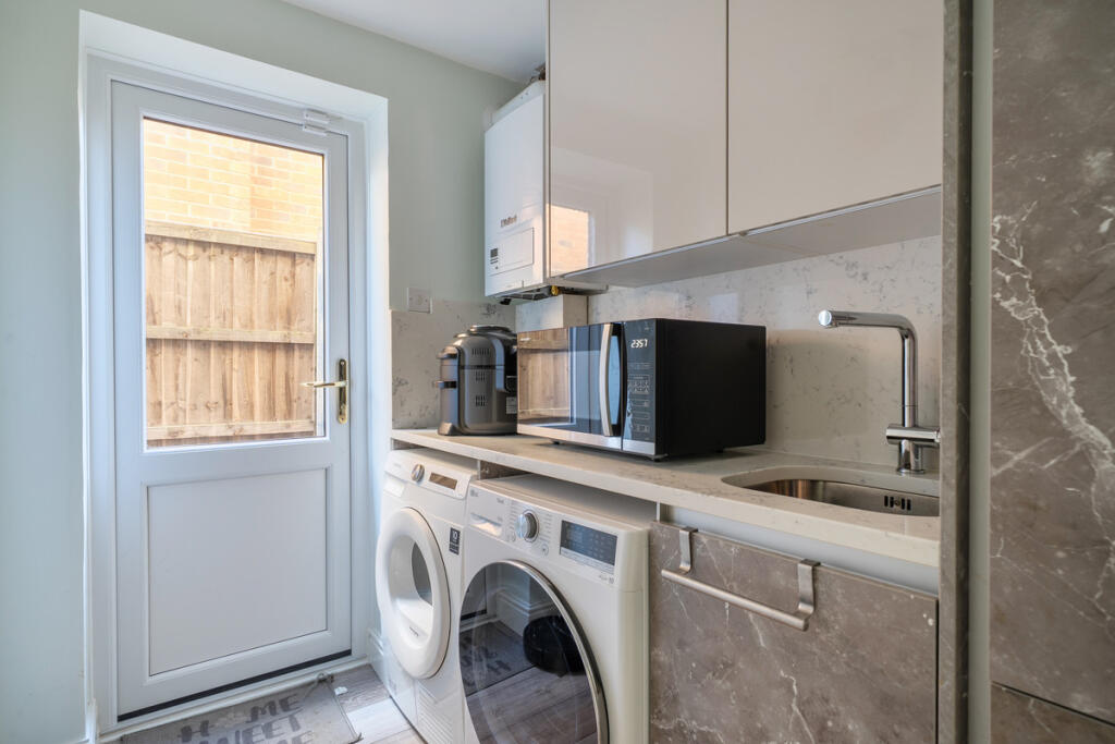 House in Maidstone, Allington - More