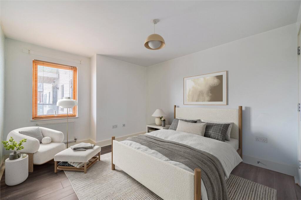 Apartment in London - View 5