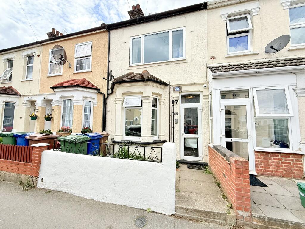Main image of property: Bradbourne Road, Grays