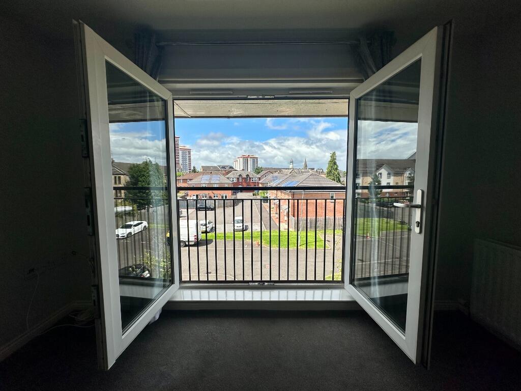 Apartment in Paisley - View 3