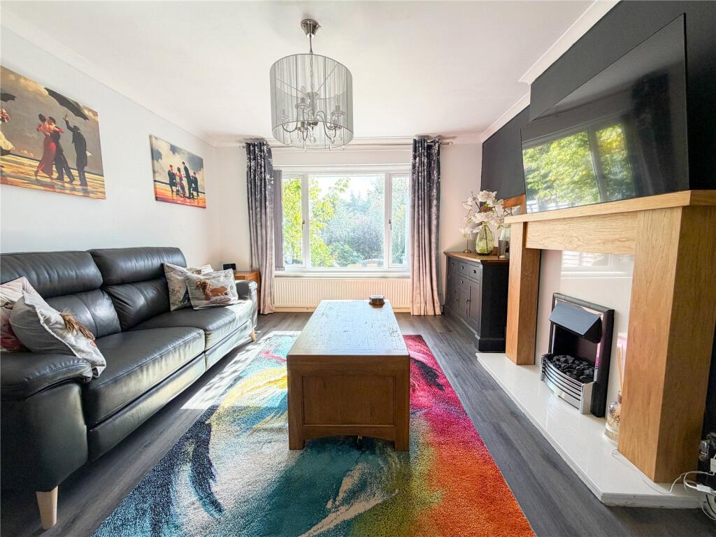 Westfield Close, Burnham-on-Sea, Somerset, TA8 photo 4