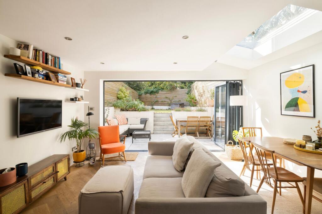Main image of property: Crofton Road, Camberwell, SE5