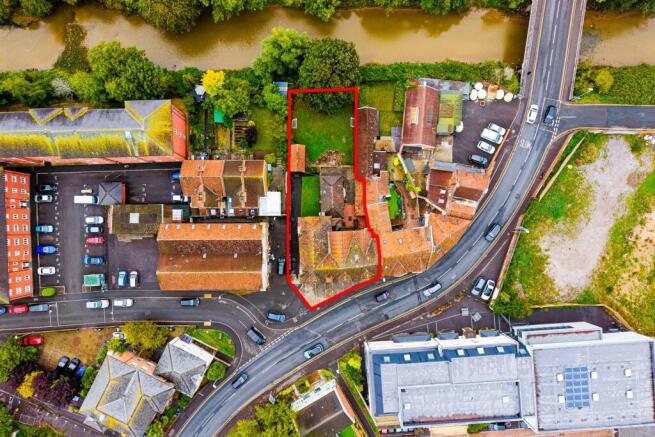 11 Huntspill Road, Highbridge, Somerset TA9 3DD |